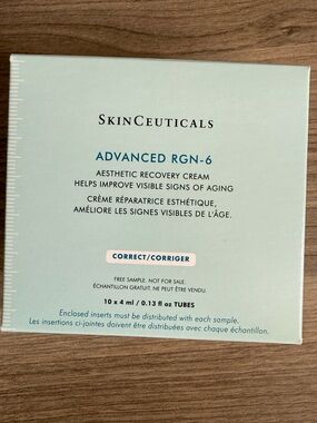 Sample Pack SkinCeuticals Advanced RGN-6
Skin (9 x 4 ml / 0.13 fl oz TUBES)